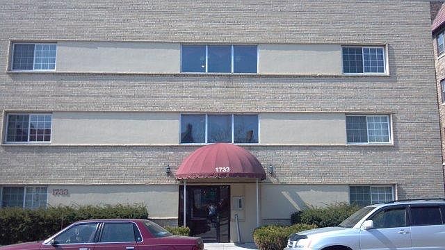1st image of 1733 N Cambridge Ave APT 204