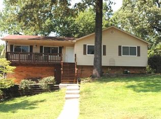 1025 Kings Forest Dr, Leeds, AL 35094