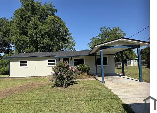 4 bed, 1650 sqft, $1,700 — Photo 1