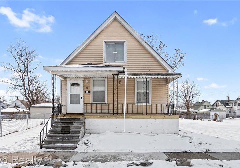 1st image of 41 Le Blanc St