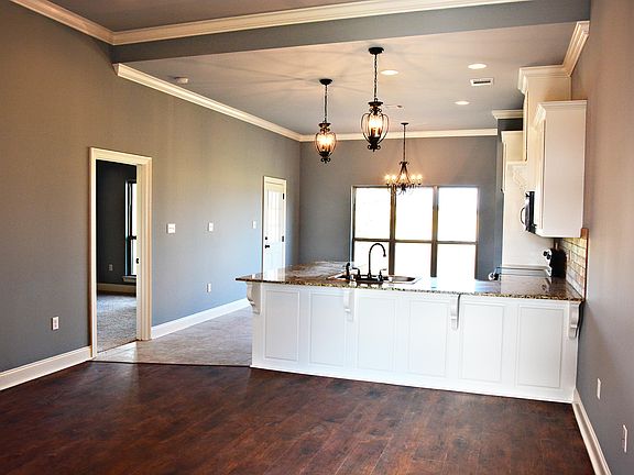 4th image of 25289 Black Lake Ave