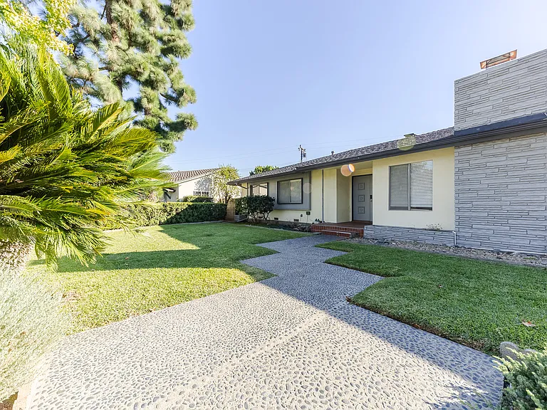 518 E La Sierra Dr — Photo 57
