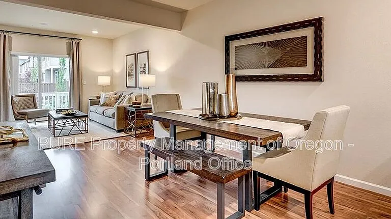 6714 NW 158th Ave — Photo 5