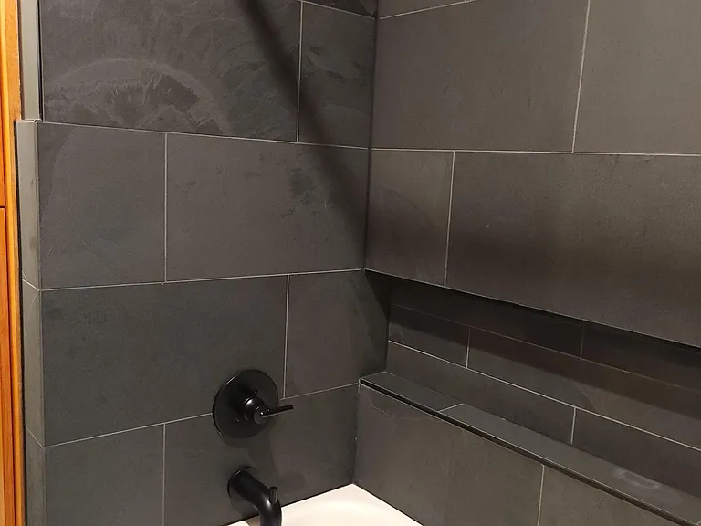 Full Bath - Main Floor