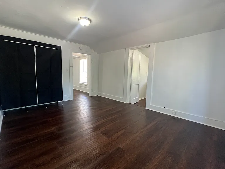 621 W Jones Ave #A — Photo 10