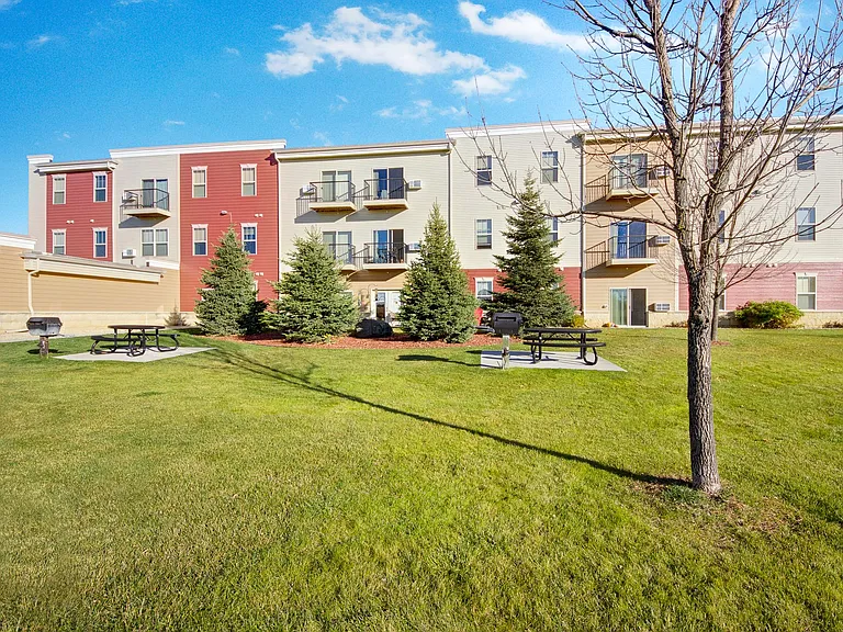Heritage Village Apartments — Photo 1