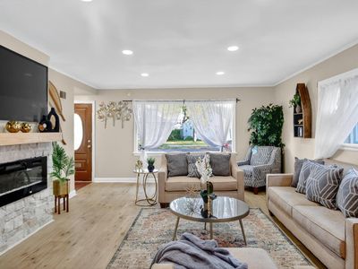 5534 West Auer AVENUE, Milwaukee, WI, 53216