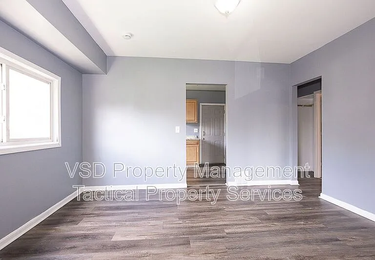 3484 W 60th St #UP — Photo 6