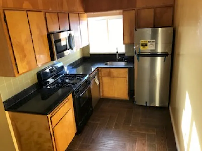 Full sized Galley Kitchen