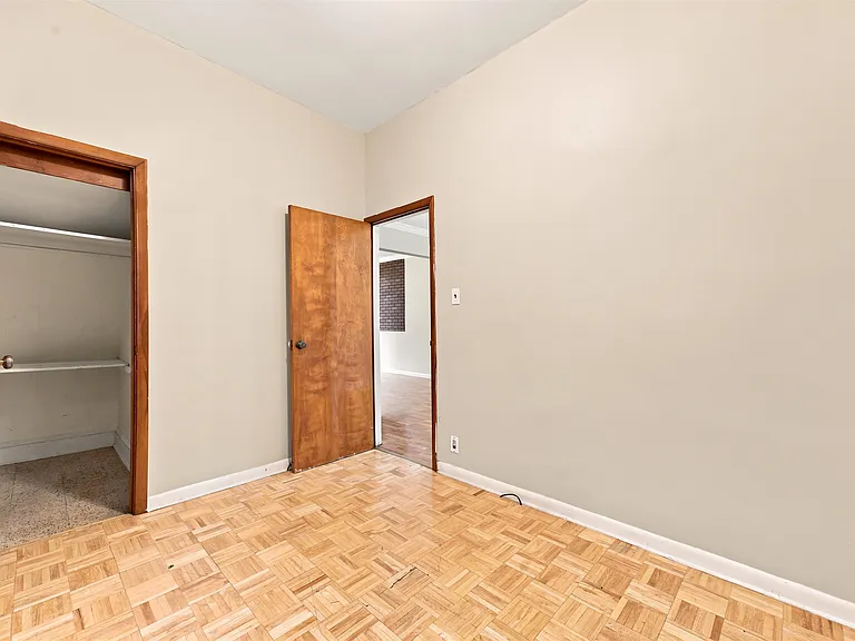 129 W 28th St #1 — Photo 16