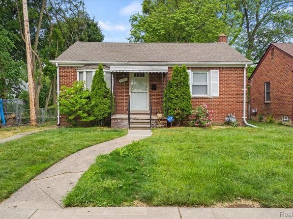 9529 Grandville Ave, Detroit, MI 48228