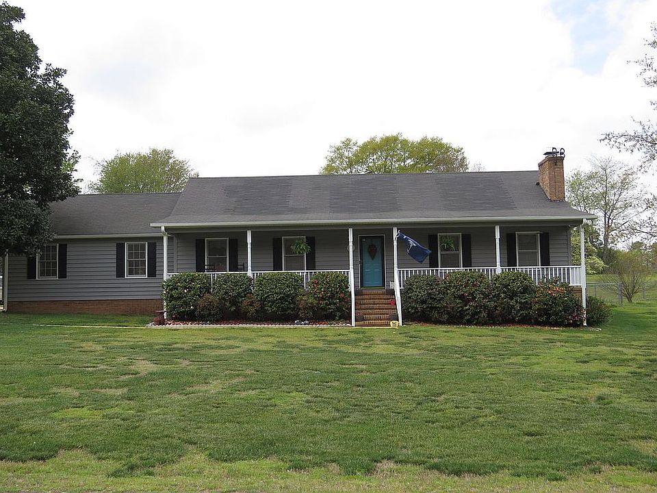1st image of 346 Knollwood Dr