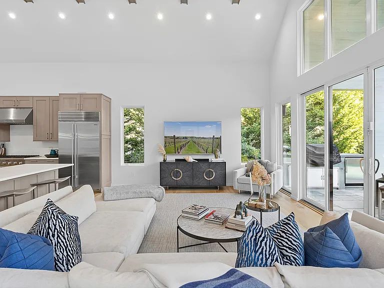 43 Settlers Landing Ln — Photo 5