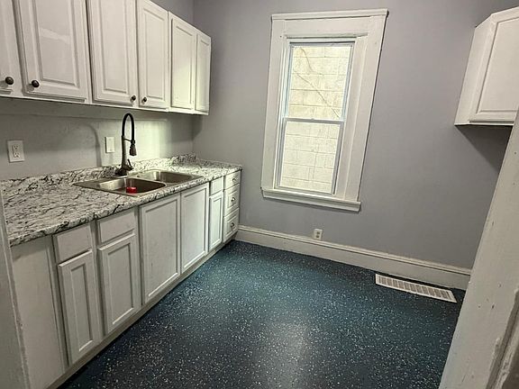 3rd image of 4391 State Rd Unit C