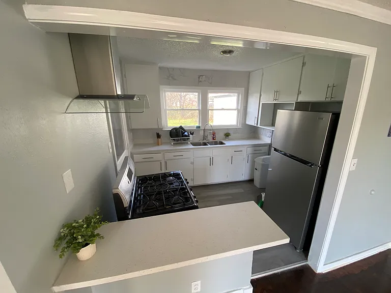 2237 Cross Ln — Photo 10