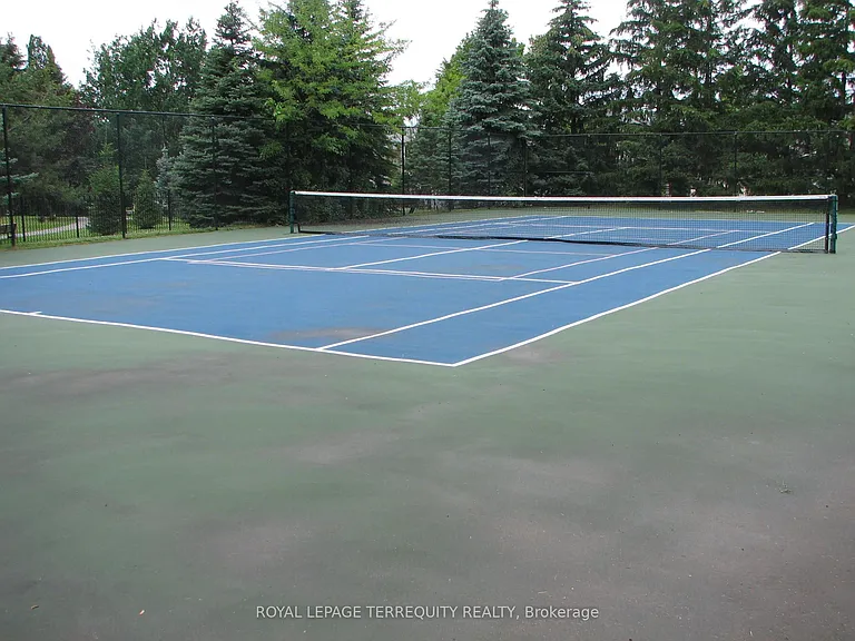 81 Townsgate Dr #306 — Photo 9
