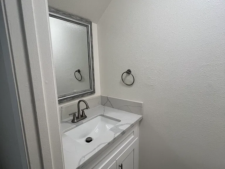 841 S Taylor Ave #3 — Photo 5
