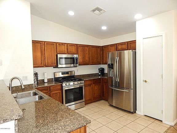 4th image of 8285 W Calle Sancho Panza