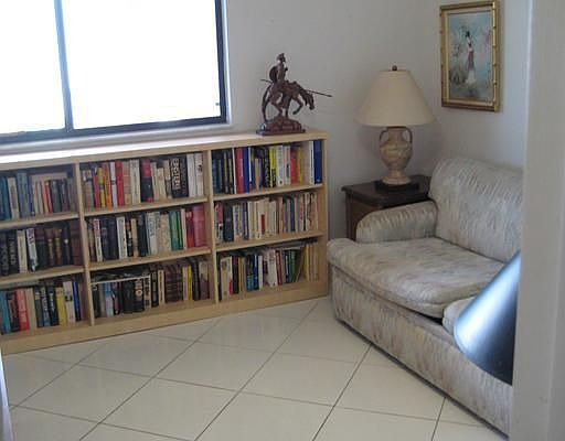 5th image of 6655 Kensington Ln APT 305