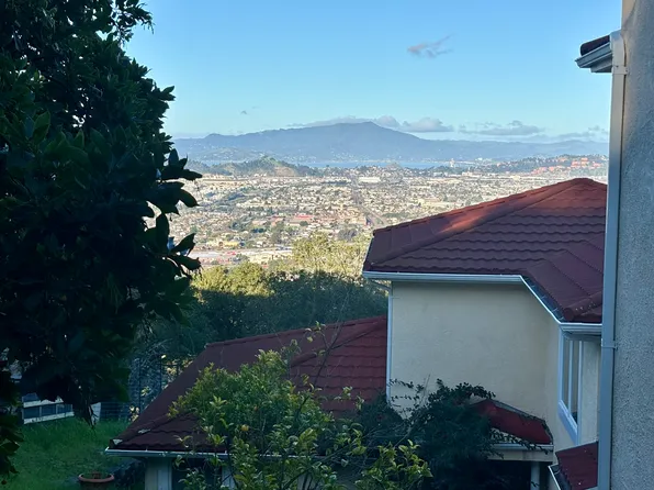 1551 Regency Ct, El Cerrito, CA 94530