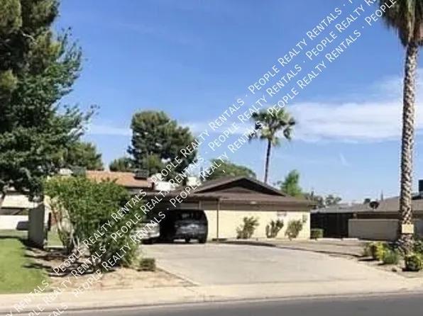 2714 S Real Rd APT A, Bakersfield, CA 93309