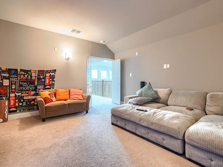 2446 Bainbridge Dr — Photo 20