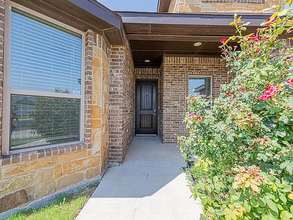 3rd image of 6001 Ridge View St