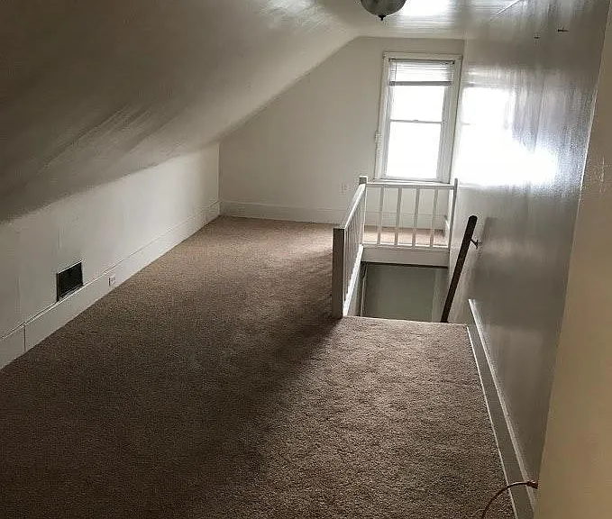 853 W Wilbeth Rd #1 — Photo 1