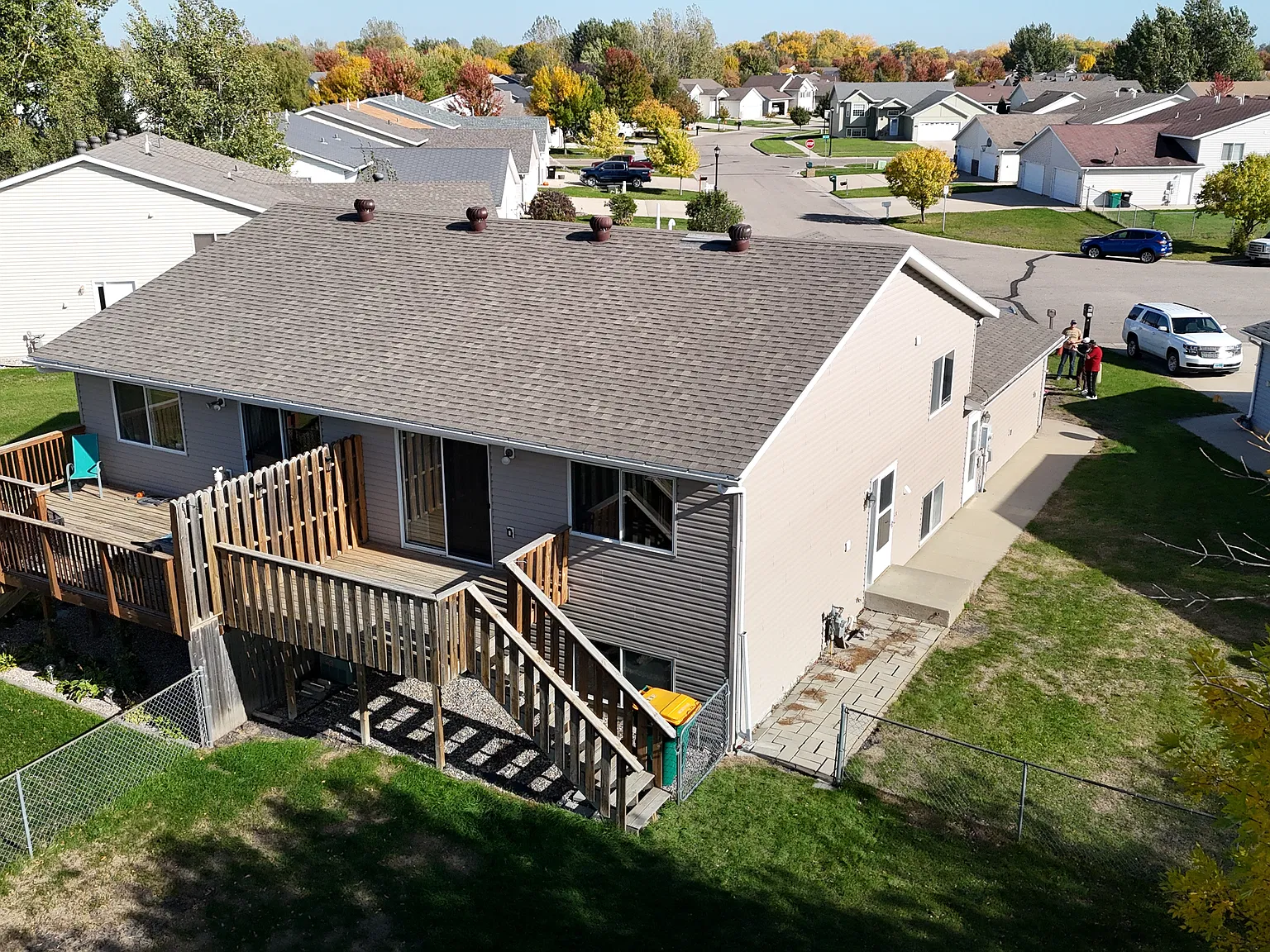 3 bed, 1672 sqft, $1,800 — Photo 2