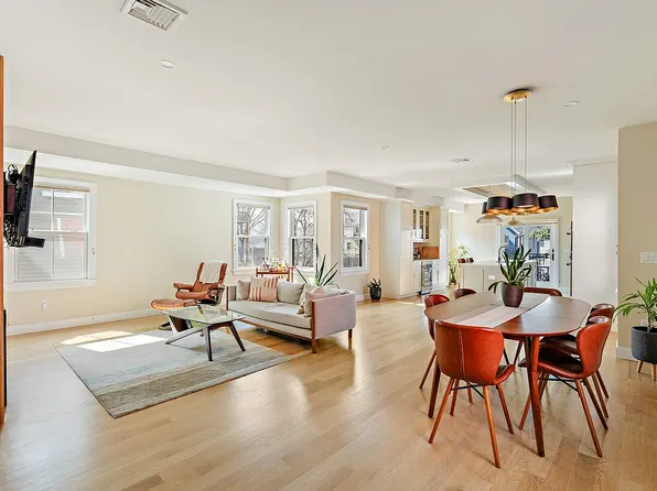 12 Putnam St, Somerville, MA 02143