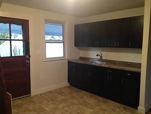 New Kitchen Cabinets