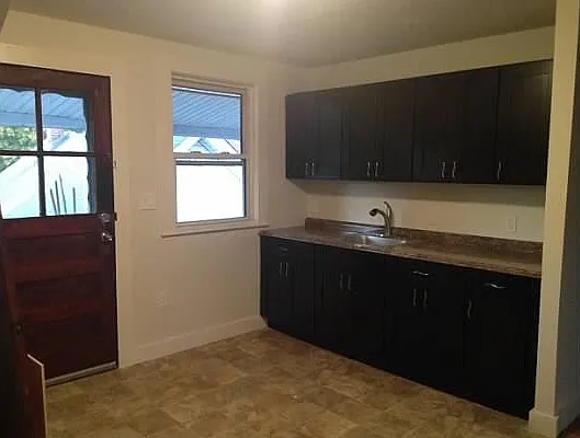 New Kitchen Cabinets
