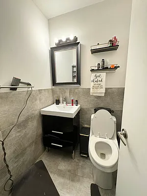 Rented by Pear NYC LLC | media 12