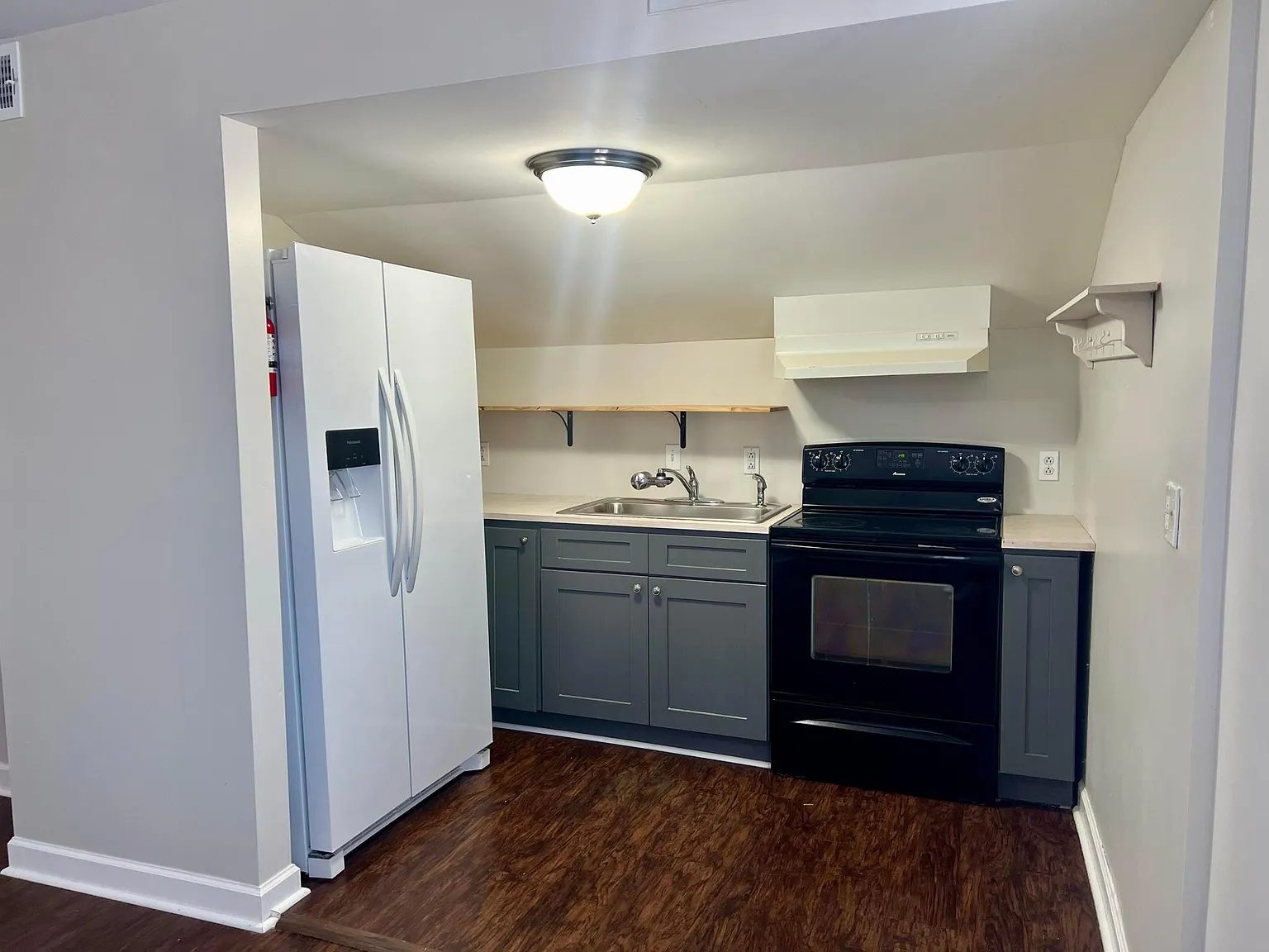 2 bed, 634 sqft, $1,495 — Photo 3