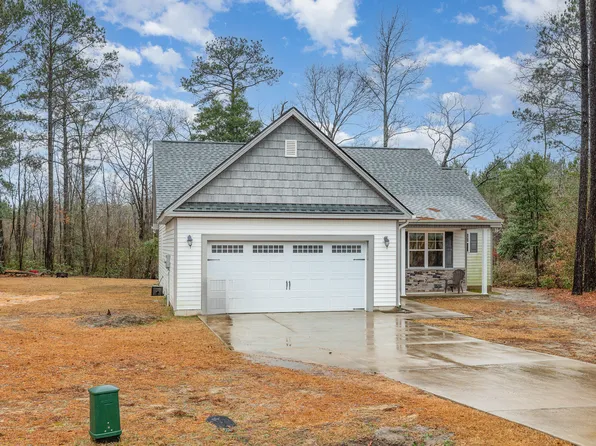109 Oak Tree Ln, Goldsboro, NC 27530