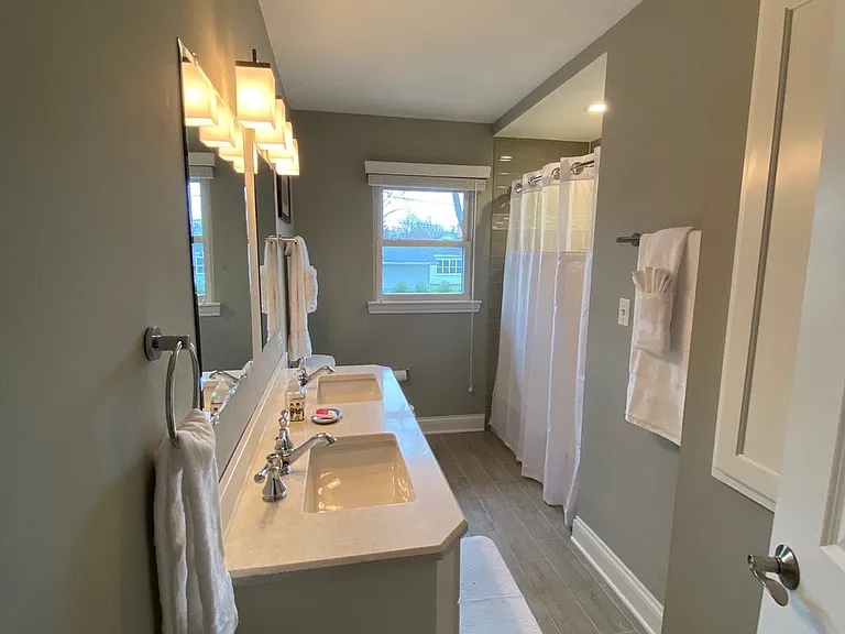 340 Sycamore Dr — Photo 7