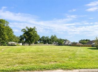 125 Downing Ct, Belle Chasse, LA 70037