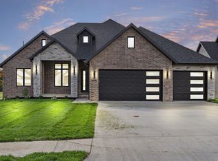 5546 E Cavalcade Ln, Springfield, MO 65802