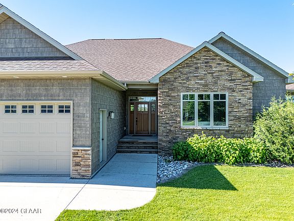 2nd image of 342 Desiree Dr