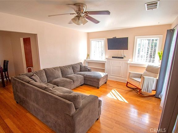 2nd image of 1010 W 69th St