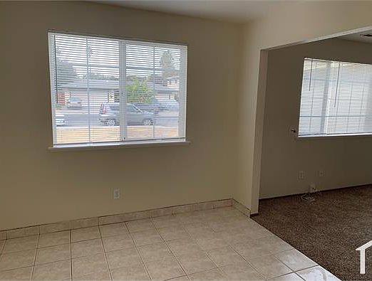 3rd image of 2105 Manzanita Way #B