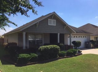 3 S Village Ln, Petal, MS 39465