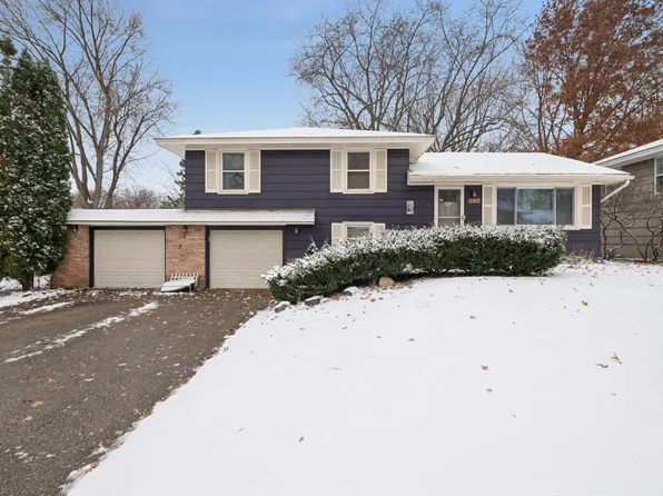 8836 James Ave S, Bloomington, MN 55431