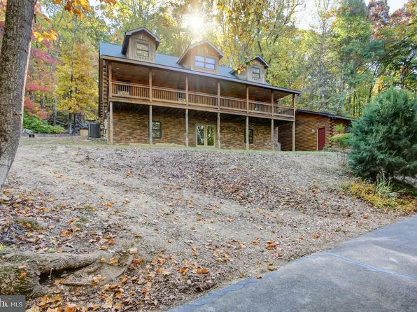 2831 Hawks Hill Ln, Keedysville, MD 21756