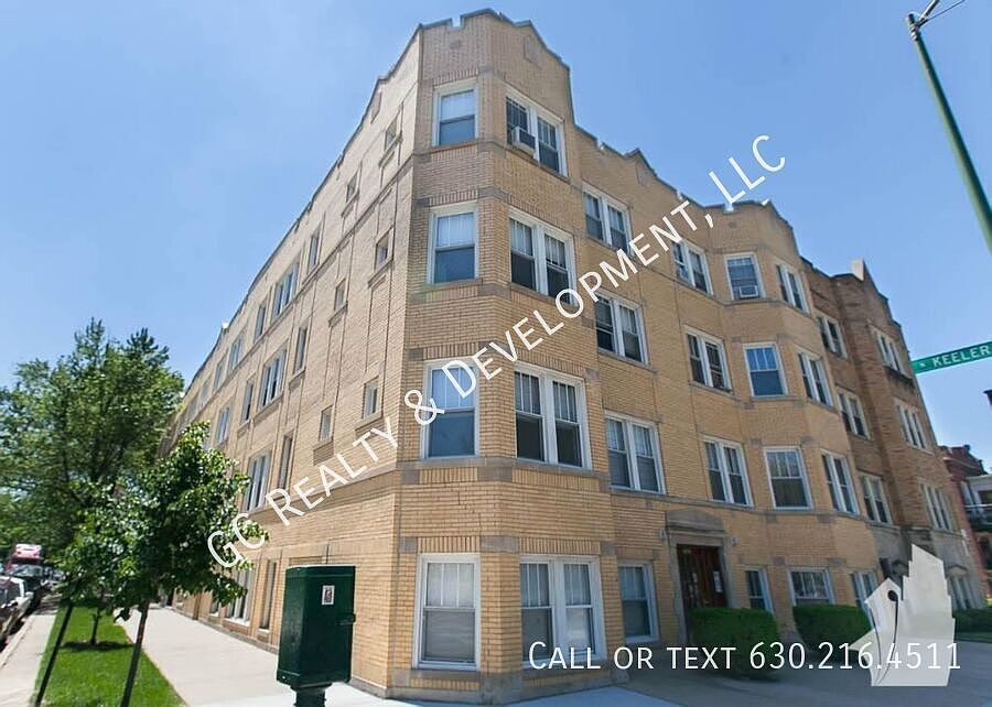 1st image of 3554 N Keeler Ave APT D3