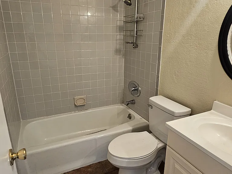 3919 3rd Avenue Dr E #3919 — Photo 6