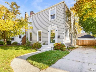2248 Paris Ave SE, Grand Rapids, MI, 49507