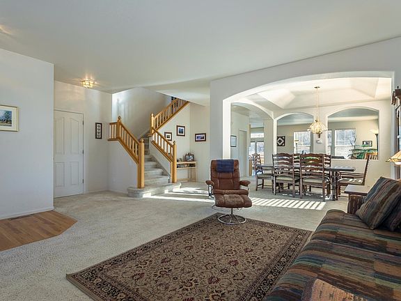 Spacious Open Floorplan