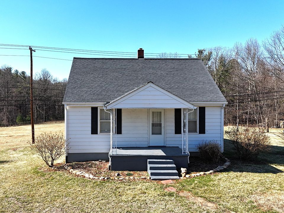 1st image of 376 Southside Dr