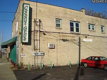 2nd image of 3229 South Ave